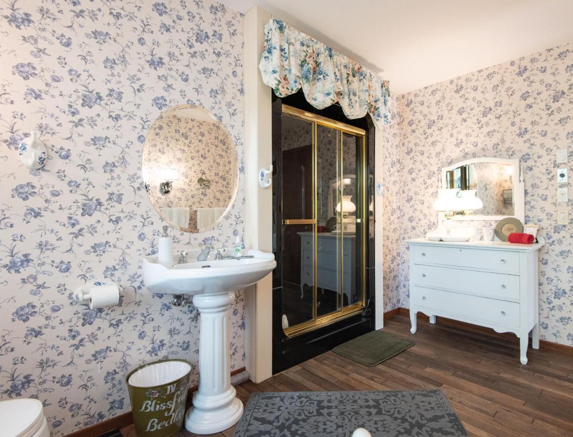 Bed and Breakfast Chez Nous Cornwall Exterior foto